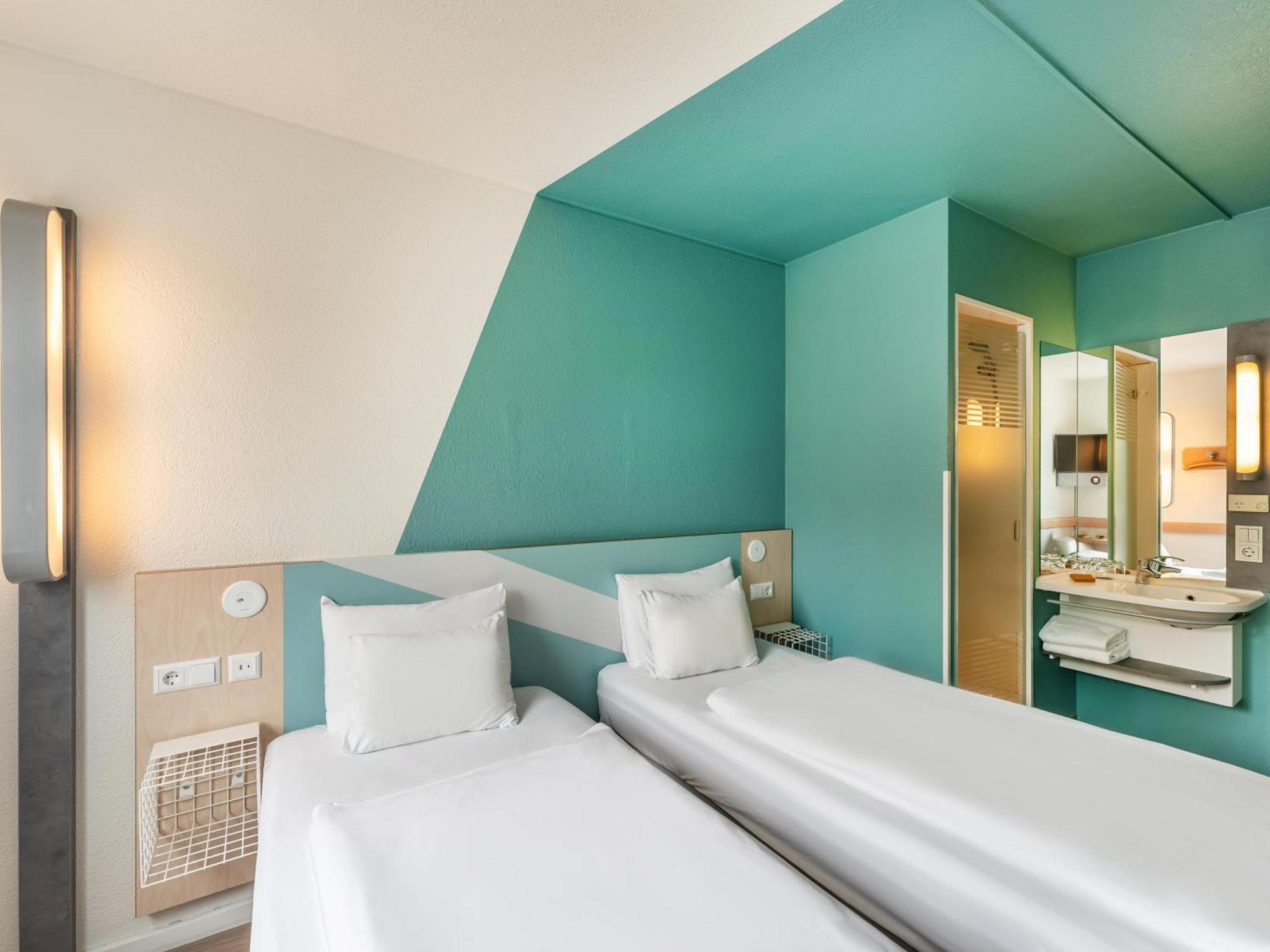 B&B Hotel Koeln-Porz ภายนอก รูปภาพ