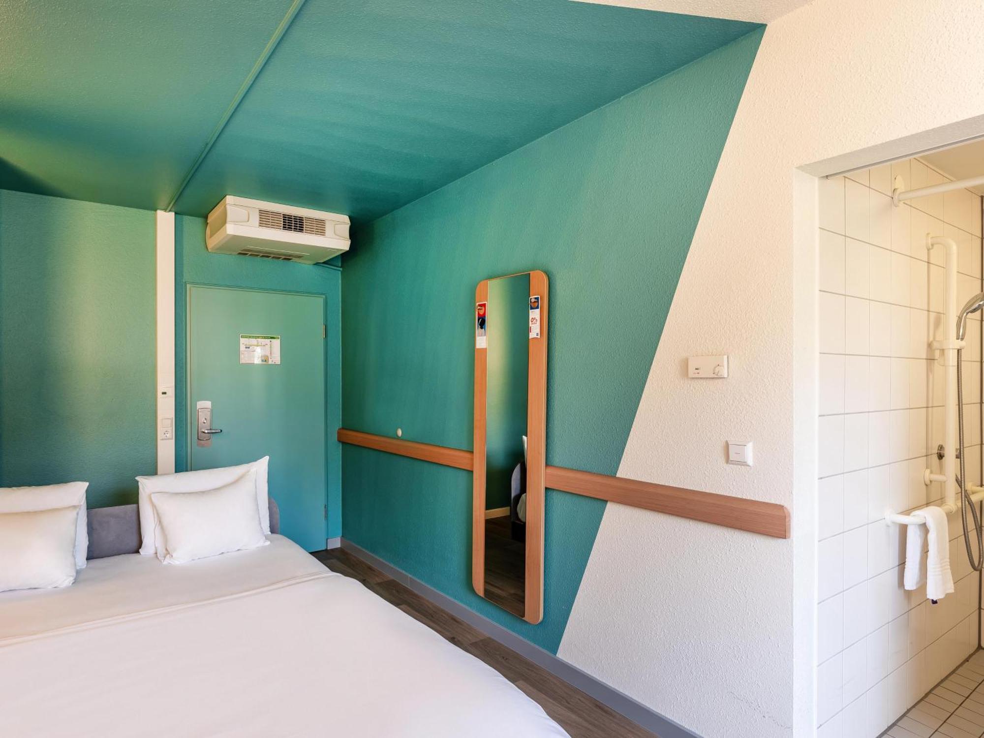 B&B Hotel Koeln-Porz ภายนอก รูปภาพ